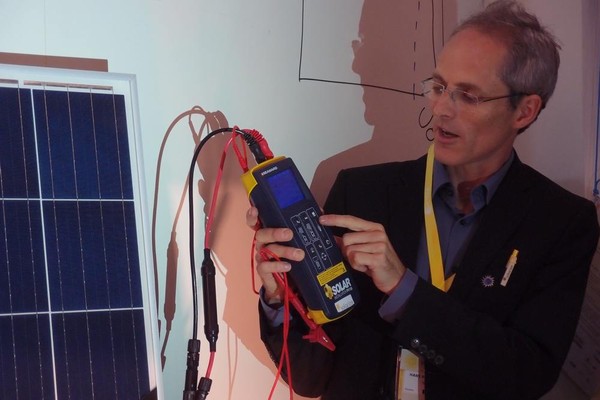 O multímetro da Seaward Solar facilita o trabalho